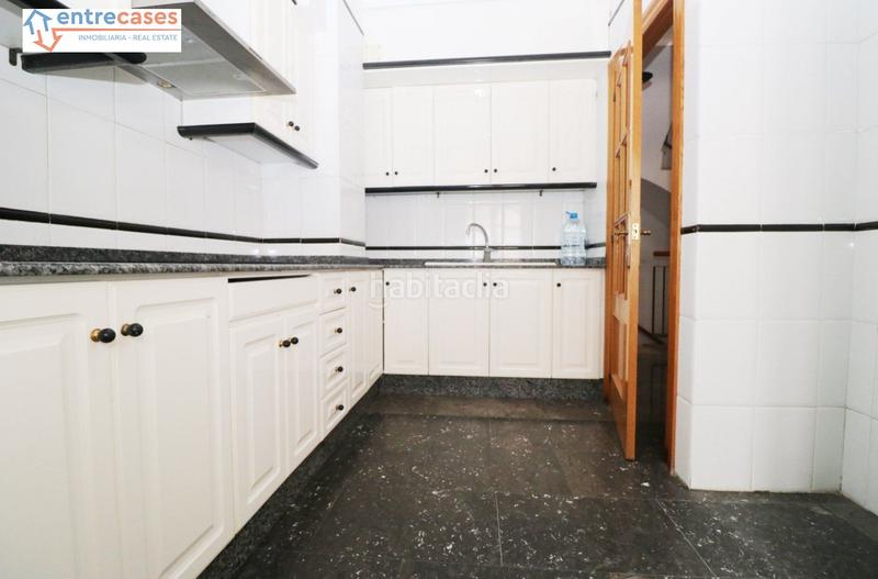 Foto 8ca46bae-65f3-429a-bb33-70d2d03a9c2a. Casa  independiente centro histórico o en Centro-El Castillo Sagunt