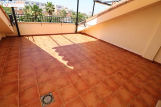Maison jumelée à Nuevo Centro. Precioso adosado por zona mascamarena en puerto de sagunto
