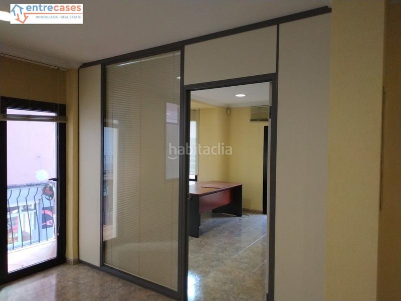 Foto 7e19315a-11e4-4203-bfcc-730a6a18fb45. Lloguer oficina a Vall d´Uixó (la)