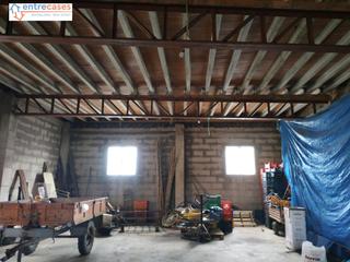 Local Comercial en Chilches. Almacengaraje  perfecto para construir vivienda unifamiliar en c