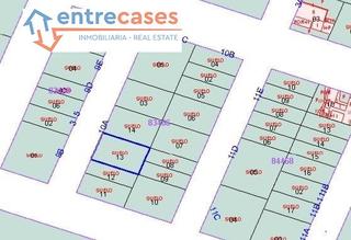 Terreny residencial a San José-Los Metales. Parcela en sup2 este