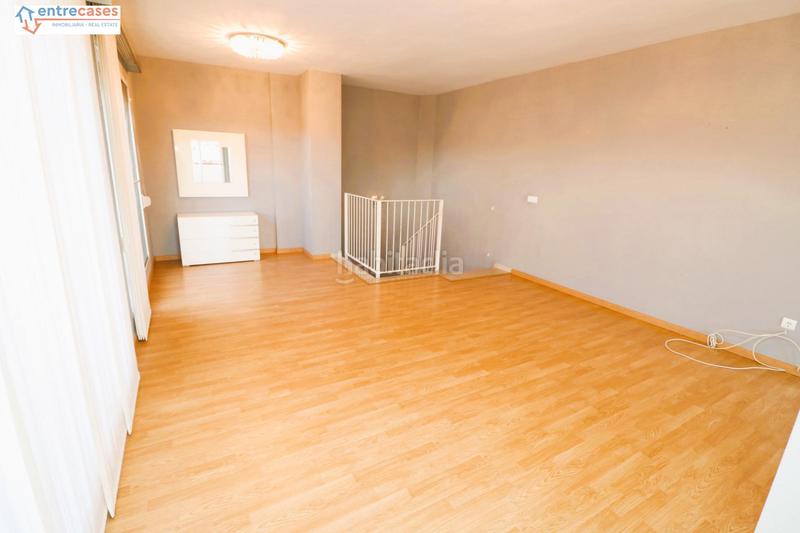 Foto 87710300-393a-41f9-a443-ab36da19a7f1. Àtic amb calefacció aparcament a Canet d´en Berenguer