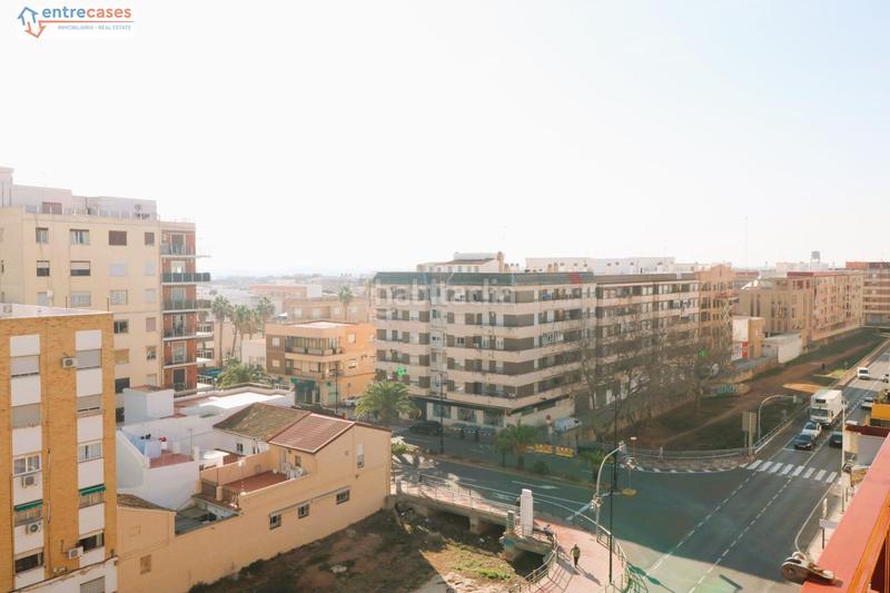 Foto 70a3d2b6-fe81-4d80-a3c1-395f2656e7c9. Pis a Puçol ciudad Puçol