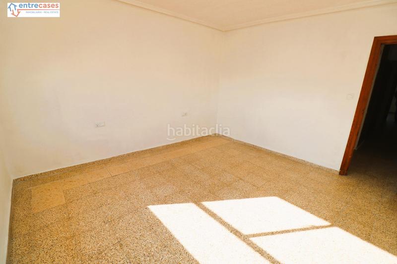 Foto e50f2358-1fd1-4e6f-a796-48484adf2394. Pis a Puçol ciudad Puçol