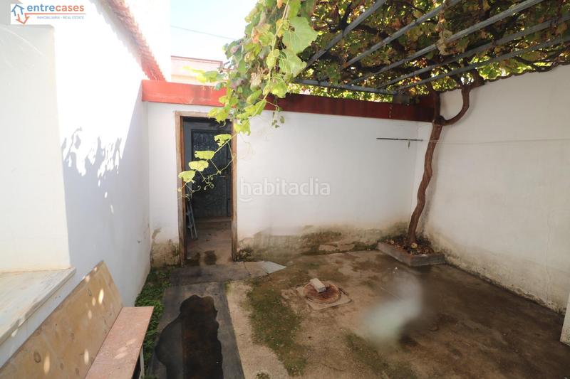 Foto 444307ce-3a8d-44cb-99d7-dad2cc6f25d4. Country house in Utiel