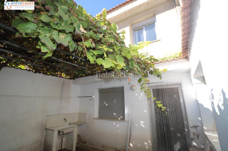 Foto b394e6f6-e9a2-4e95-a1b9-f01d1e5b7a9a. Country house in Utiel