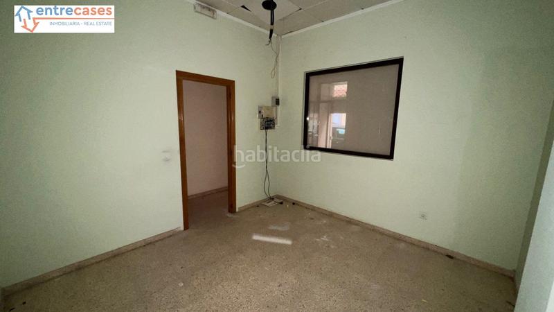 Foto 1bd9ca75-d3e3-4936-8c94-b794b6c32534. Local comercial  en ricardo portales en Vall d´Uixó (la)