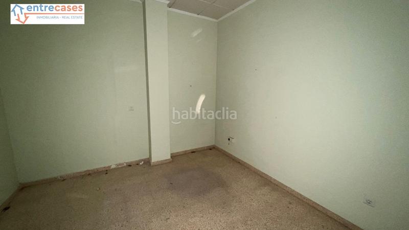 Foto 31fef2c5-6a06-4f61-bb9a-4aae7b0f8dde. Local comercial  en ricardo portales en Vall d´Uixó (la)