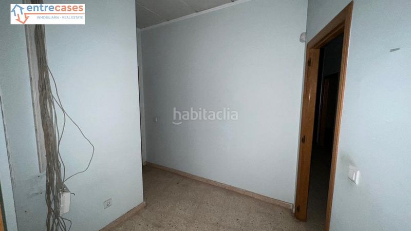 Foto 3cb25d2b-e176-4eb4-9a98-59acf4b02cf1. Local comercial  en ricardo portales en Vall d´Uixó (la)