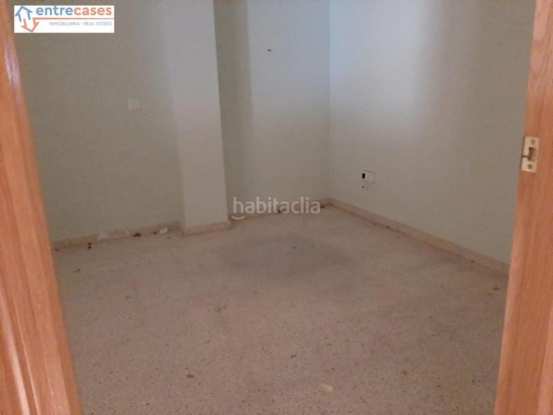 Foto a19563c8-07b1-4fe0-8e8c-634ce4bf06f6. Local comercial  en ricardo portales en Vall d´Uixó (la)