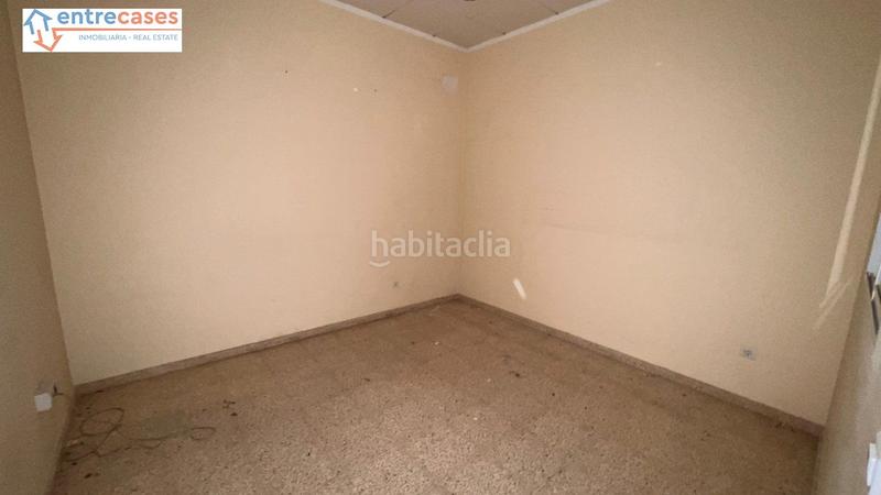 Foto e2d2cc43-9ea4-4a04-92e3-524a61b08d8e. Local comercial  en ricardo portales en Vall d´Uixó (la)