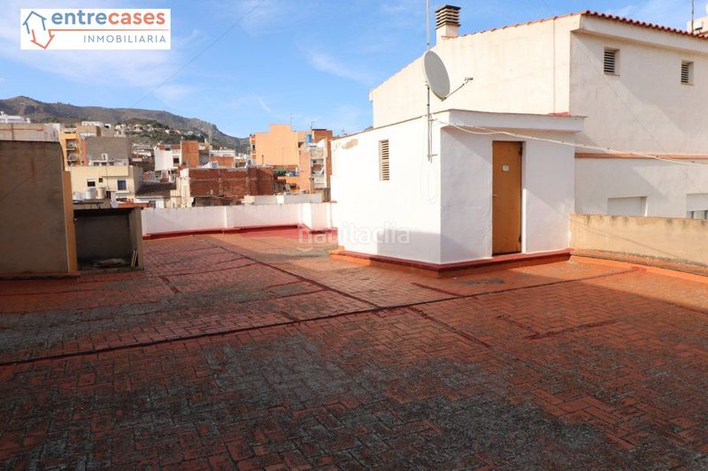 Foto 4fe63dc7-3879-454e-af55-bf0042349695. Terreno residencial oportunidad para constructores. edificio por terminar en Vall d´Uixó (la)