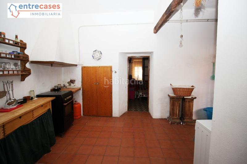 Foto 5dde6d47-9655-4eb5-a002-d02573e34a79. House in Faura