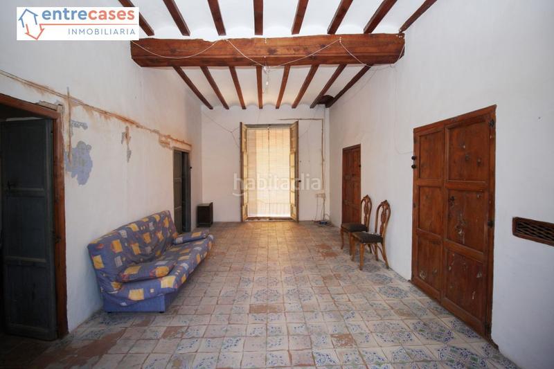 Foto 8e0e9469-1a6d-4441-93f5-32b81287390b. House in Faura