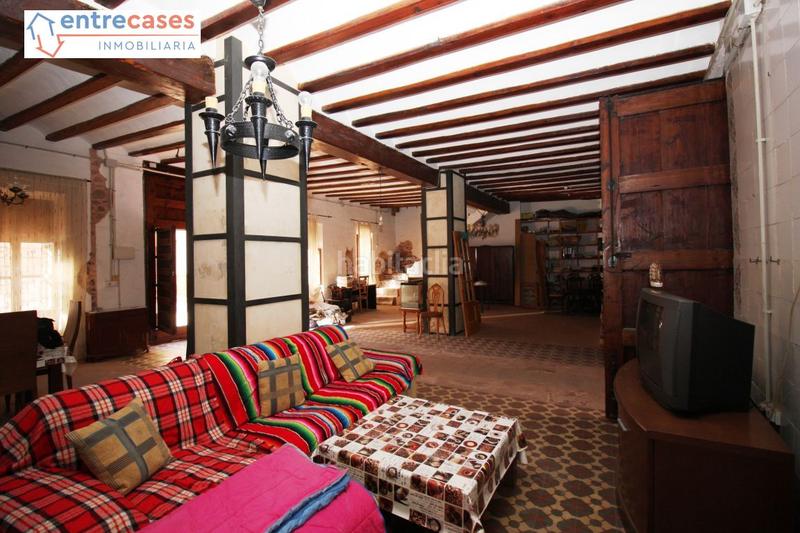 Foto e712ae21-544d-450a-a6ab-5c77a2426ef1. House in Faura