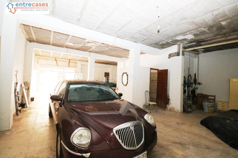 Foto a5218080-5f18-422a-9aaa-3ba6d04145bf. Parking coche garaje a 200 metros de la playa espacioso en Sagunt