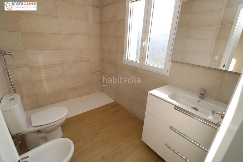 Foto a27ffb9a-fcc9-4828-a541-af48b8464d5b. Chalet precioso chalet en la urbanización la paz en Gilet