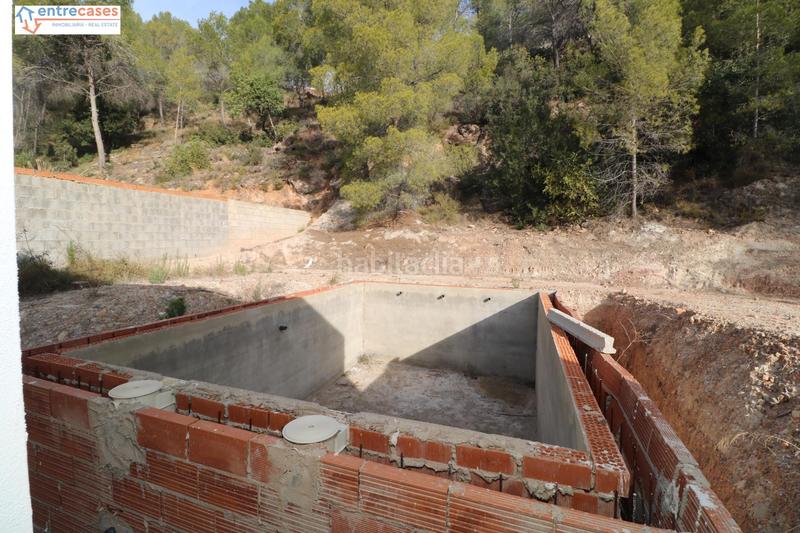 Foto aff2e7dc-fda6-4108-b75a-8f80c7d2534f. Chalet precioso chalet en la urbanización la paz en Gilet