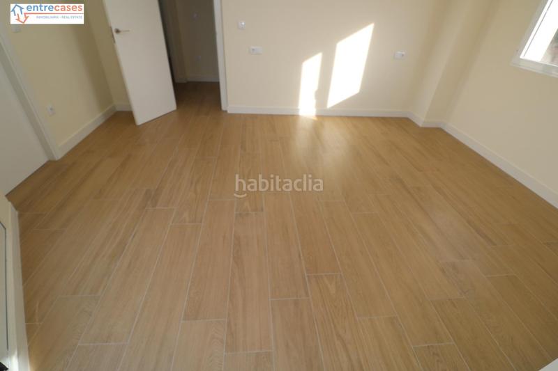 Foto feac4976-3abf-484b-88c6-b3963e86a00d. Chalet precioso chalet en la urbanización la paz en Gilet