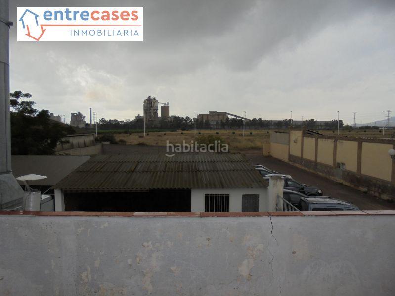 Foto 48eaecbf-7166-4545-b535-5e5491bbd9ee. Haus in Avenida de Abril-9 de Octubre Sagunt