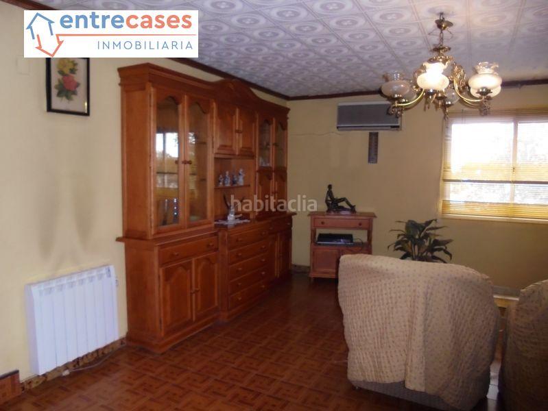 Foto f9755497-3cc9-4f82-9ebc-f329169fe577. Haus in Avenida de Abril-9 de Octubre Sagunt