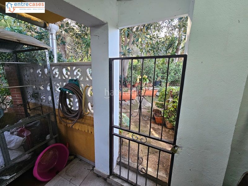 Foto 11ccf9fa-8332-4b83-ab15-7b947b1f2e97. Casa amb piscina a Centro-El Castillo Sagunt