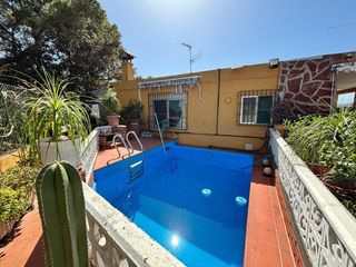 Casa a Centro-El Castillo. Chalet rural en monte caruana. sagunto!!