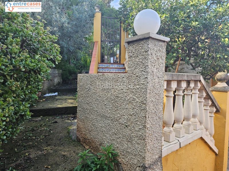 Foto 4547fe5c-d90c-40fa-900e-47452831be13. Casa amb piscina a Centro-El Castillo Sagunt