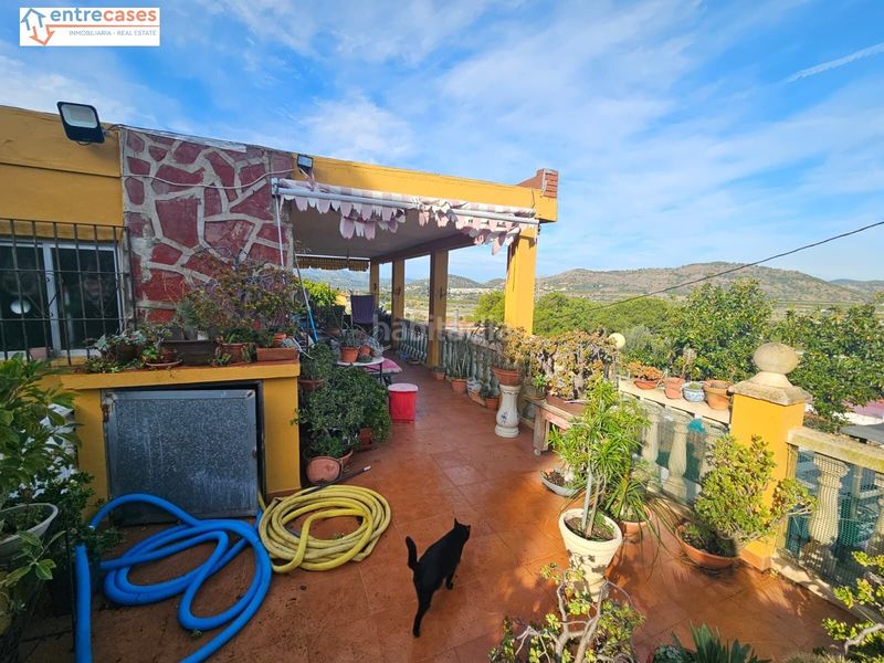 Foto 7fcb6799-5521-4260-bd63-30d4401d4e99. Casa amb piscina a Centro-El Castillo Sagunt