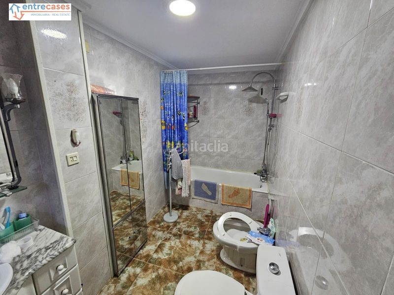 Foto cef801ee-f092-40e7-b830-484e21a68a4c. Casa amb piscina a Centro-El Castillo Sagunt