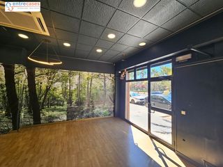 Miete Geschäftsraum in Nuevo Centro. Local en avenida hispanidad, venta 160.000 yo alquiler