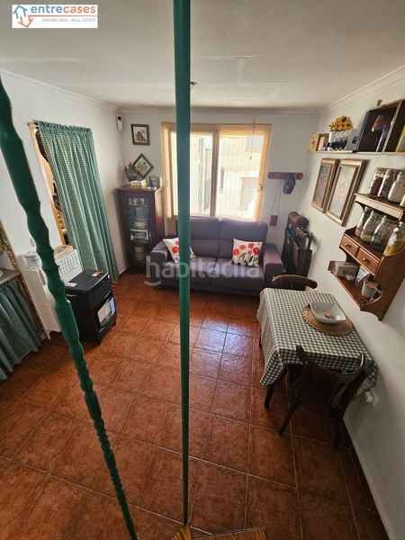 Foto ffc08b5b-1813-4e1c-abfe-e4f8646cf78a. Casa a Algimia de Almonacid