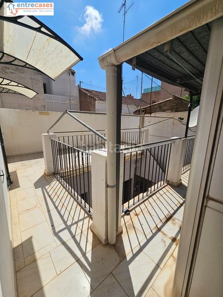Foto 6d534b68-c5ff-4fb8-aefb-7d58248fe0b4. Casa amb calefacció aparcament a Centro puerto Sagunt
