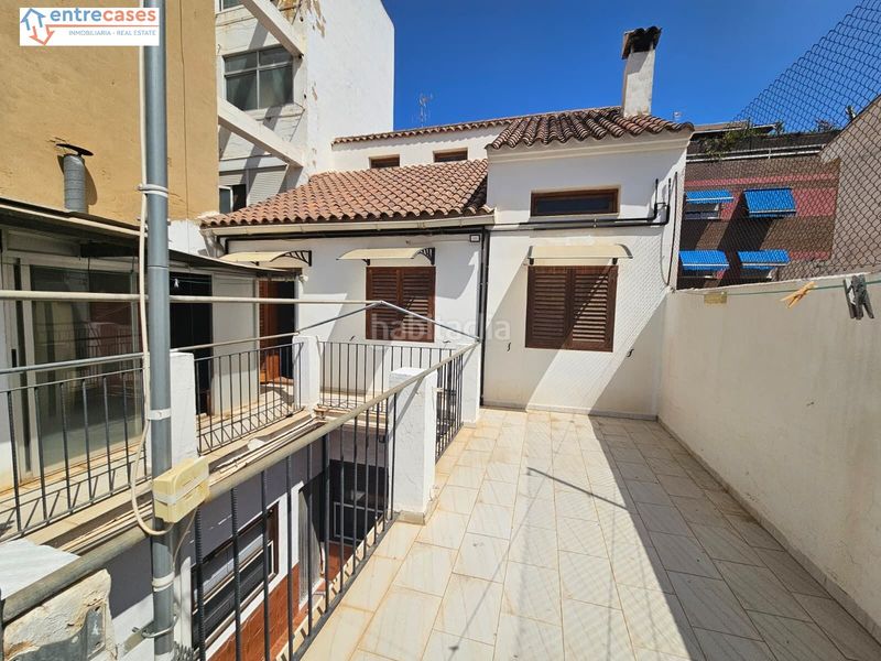 Foto 8aaf87c5-6cda-4551-8984-ad0a701e9111. Casa amb calefacció aparcament a Centro puerto Sagunt