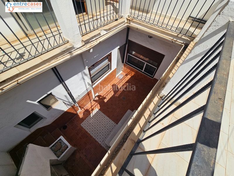 Foto d1c2ce7c-6758-4851-abb5-01701aa6b2f8. Casa amb calefacció aparcament a Centro puerto Sagunt