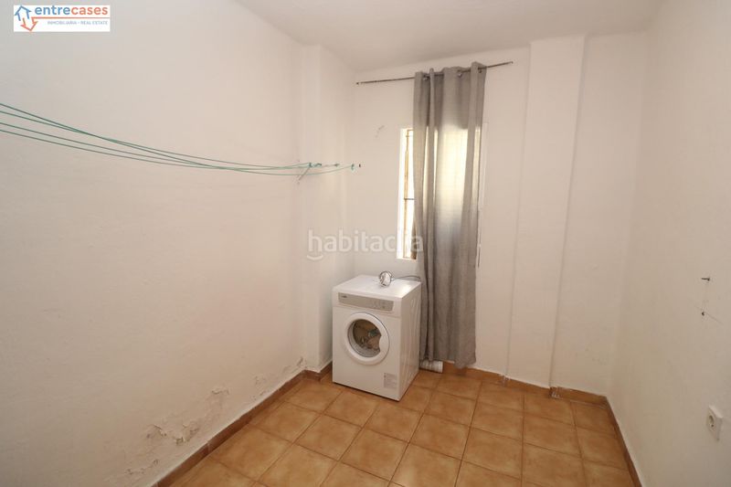 Foto bd3d24cd-020a-4897-990f-9d15578df935. Planta baixa a Nuevo Centro Sagunt