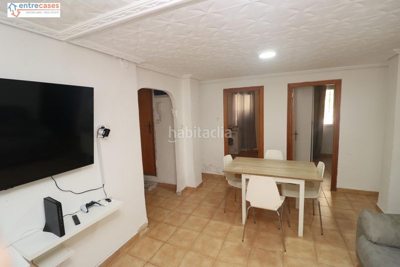 Foto fe406fd1-65b1-4145-a6b2-6331ad146509. Planta baixa a Nuevo Centro Sagunt