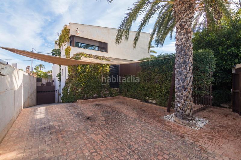 Foto 0d9bc73d-f2e3-4af2-afee-9e00f17c2961. Xalet amb calefacció aparcament piscina a Ciutat Jardí - Torreta Verdí Elche / Elx