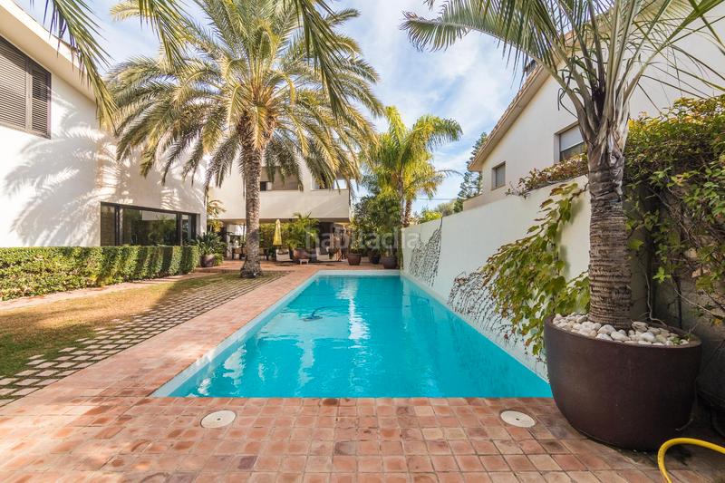 Foto 306545f4-b99e-4911-b16d-270d625c35c0. Xalet amb calefacció aparcament piscina a Ciutat Jardí - Torreta Verdí Elche / Elx