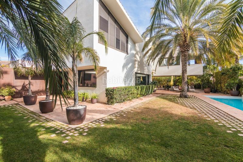 Foto 6926c00c-9feb-4e35-a13b-7d06f95f5942. Xalet amb calefacció aparcament piscina a Ciutat Jardí - Torreta Verdí Elche / Elx