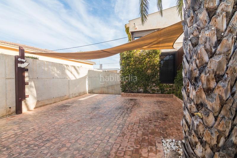 Foto 75c75dd9-32c1-45e3-8c16-04936b56206d. Xalet amb calefacció aparcament piscina a Ciutat Jardí - Torreta Verdí Elche / Elx