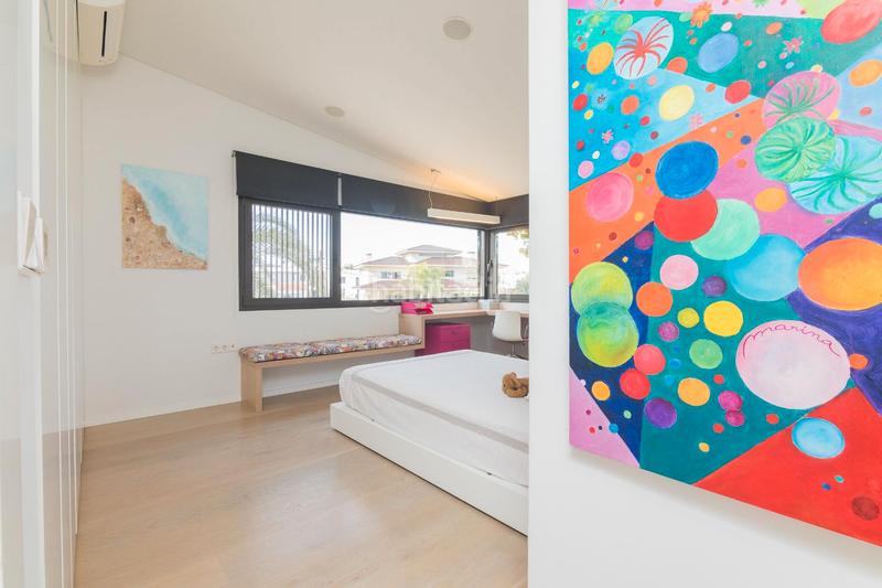 Foto b05654f9-3a4d-42b2-ab7d-e8fc90fdcd6c. Xalet amb calefacció aparcament piscina a Ciutat Jardí - Torreta Verdí Elche / Elx