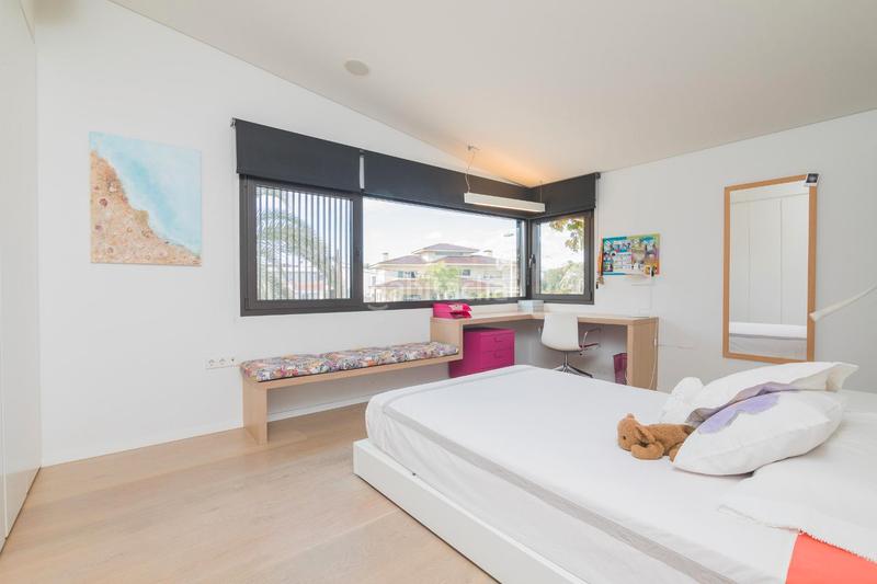 Foto ccef176a-bd98-4be3-b294-690550f5b555. Xalet amb calefacció aparcament piscina a Ciutat Jardí - Torreta Verdí Elche / Elx