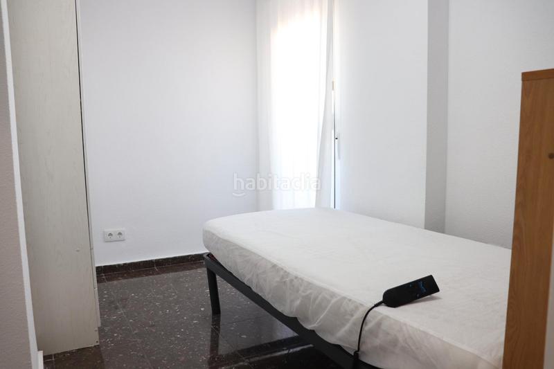 Foto 92b5b81f-2ff1-4dfc-bc6f-39d5aab644ba. Affitto appartamento in Reina Victoria - Miguel Hernández Elche / Elx