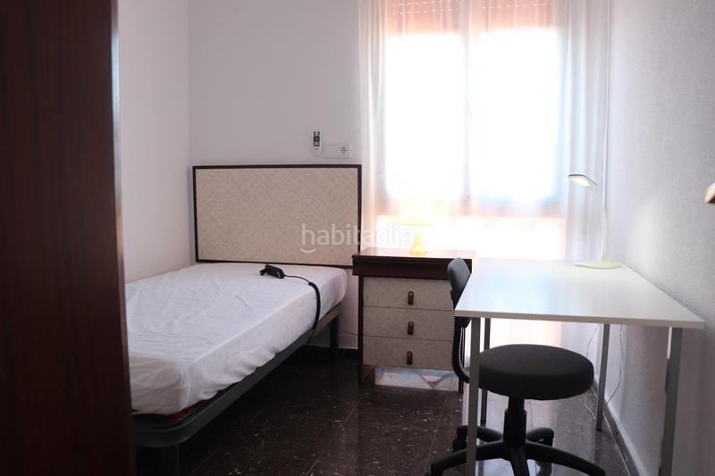 Foto 54a9f555-69a3-418d-87eb-aaf9bb37fec6. Miete etagenwohnung in Reina Victoria - Miguel Hernández Elche / Elx