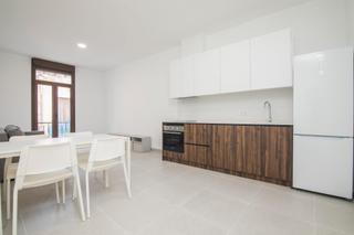Rent Flat  Carrer mare de déu dels desamparats