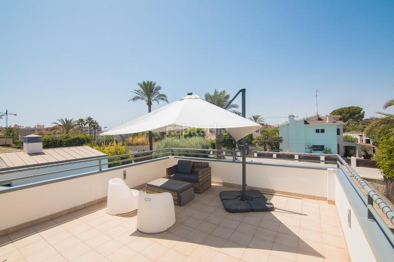 Foto 0efe4de7-e53c-4506-8626-0ca94e6d640e. Chalet ¡un sueño que puedes hacer realidad! en Ciutat Jardí - Torreta Verdí Elche / Elx