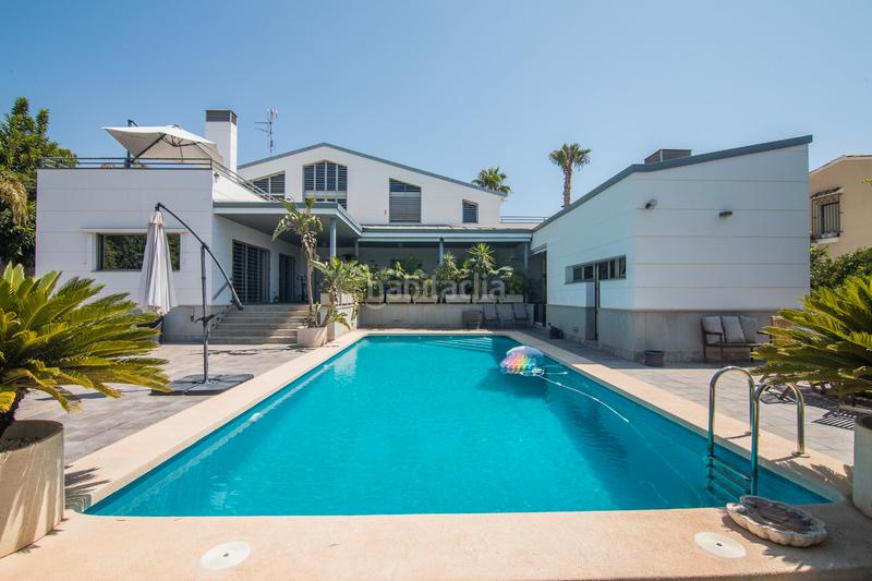 Foto 36fc90f3-f82d-4488-9fe0-e603a4c053fe. Chalet ¡un sueño que puedes hacer realidad! en Ciutat Jardí - Torreta Verdí Elche / Elx