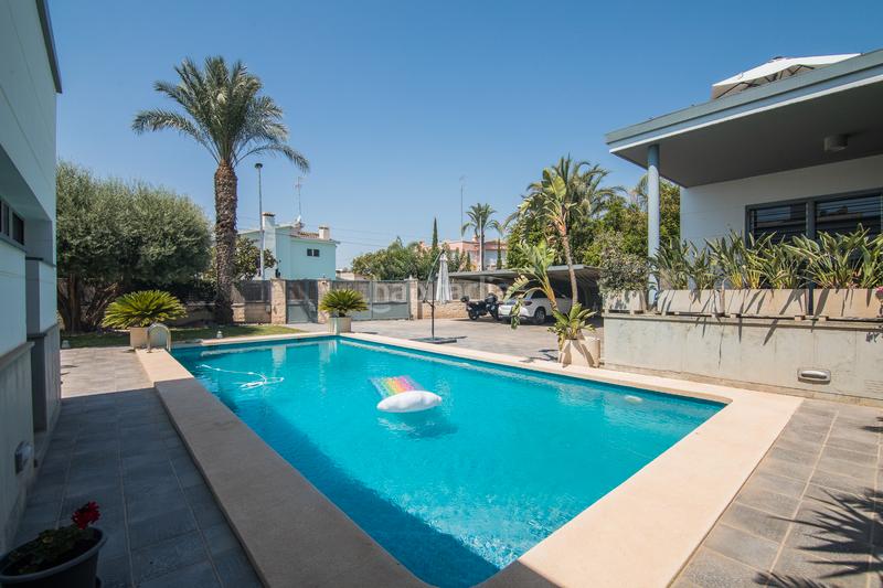 Foto 4e822ee0-8065-4ab9-898f-31448d0b540f. Chalet ¡un sueño que puedes hacer realidad! en Ciutat Jardí - Torreta Verdí Elche / Elx