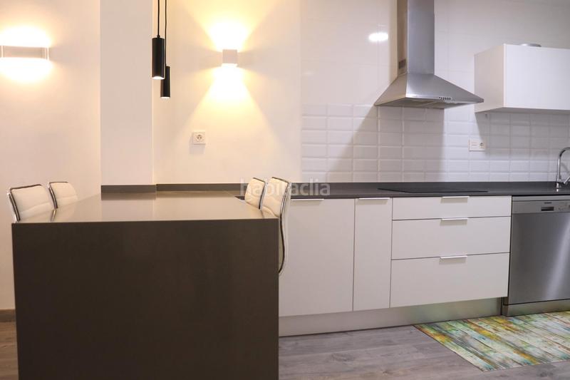 Foto ce7f1a6b-0856-407c-a009-55b8bc36e070. Alquiler piso magnifica vivienda en el Centro de elche en Elche / Elx